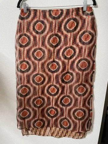 ZARA 기하학 패턴 타이트 스커트
