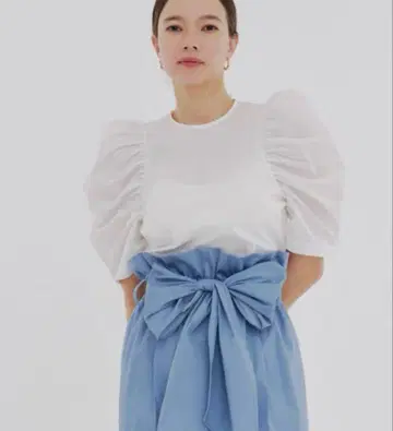 24ss 요리 드라이 퍼프 블라우스 화이트 백리본 셔츠