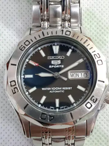 SEIKO 5 SPORTS 오토매틱 손목시계