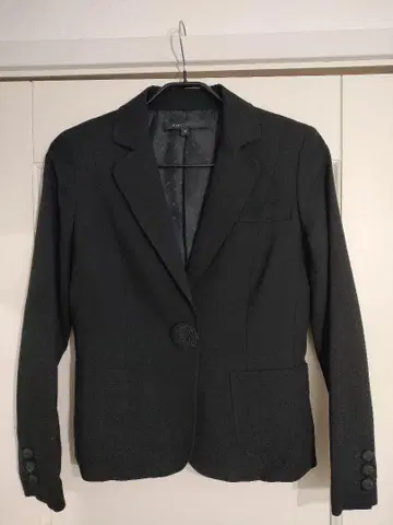 새상품급 MARC JACOBS 마크제이콥스 꽃 모티브 자켓 M 블랙