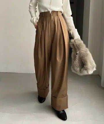 카프리슈 레마쥬 밑단 절개 와이드 팬츠 M 38 브라운