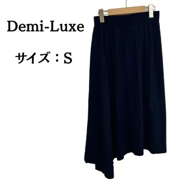 Demi-Luxe 네이비 플레어 스커트 S