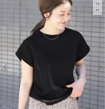 미사용 새상품 이에나 시어 미니 쭈리 T셔츠 블랙