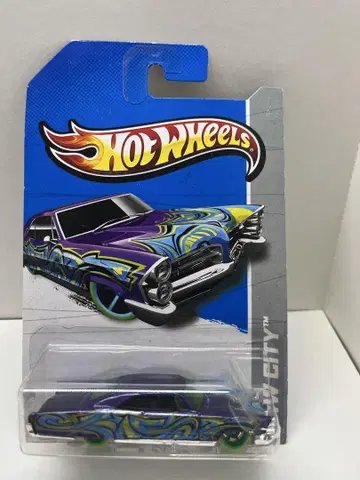 핫휠 65 Pontiac Bonneville