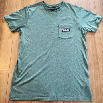 patagonia M 사이즈 그린 티셔츠