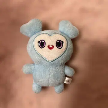 러블리 나연