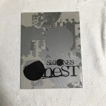 [미개봉 새상품] SixTONES on eST 팜플렛