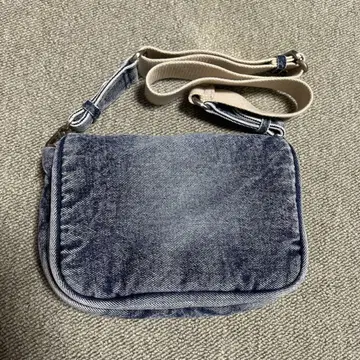 ZARA 데님 크로스 숄더백