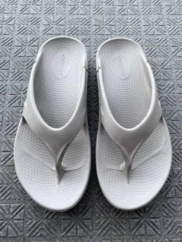 OOFOS 우포스 OORIGINAL 24cm