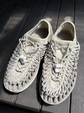 KEEN 킨 유니크 UNEEK 샌들 스니커즈 베이지