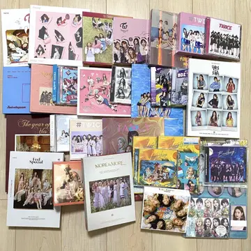TWICE CD 앨범 묶음 판매