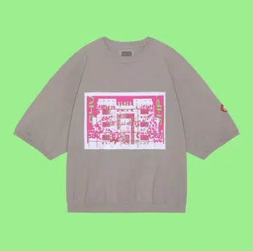 C.E.OVERDYE PATCHED CREW NECK