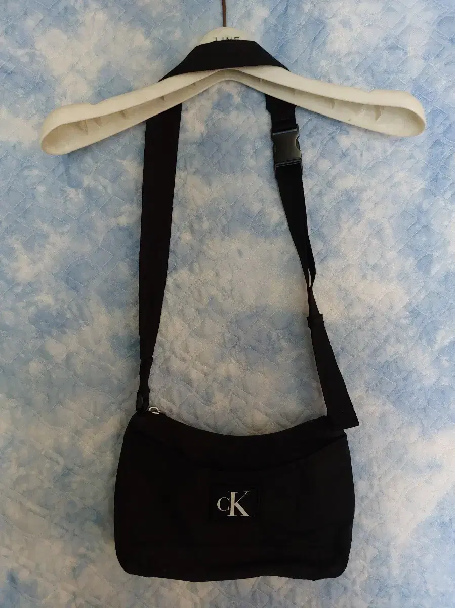 Calvin Klein Lightweight Shoulder Crossbody Bag