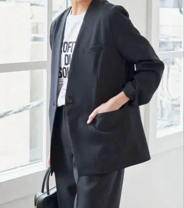 25SS 스픽 앤 스팬 드라이 더블 크로스 V 칼라 자켓 네이비 36