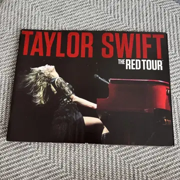 Taylor Swift The Red Tour 팜플렛