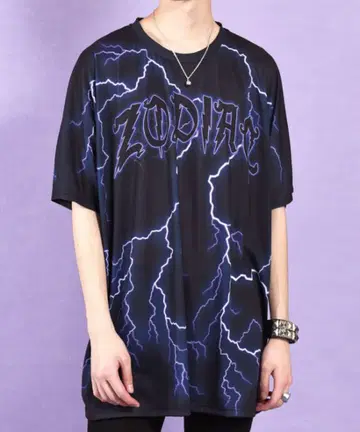[ MILKBOY ] ZODIAC LIGHTNING TEE