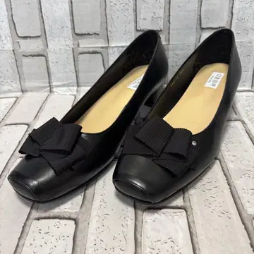 새상품급 히미코 볼륨 리본 펌프스 블랙 25.5cm