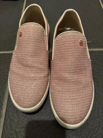 마이클코어스 슬립온