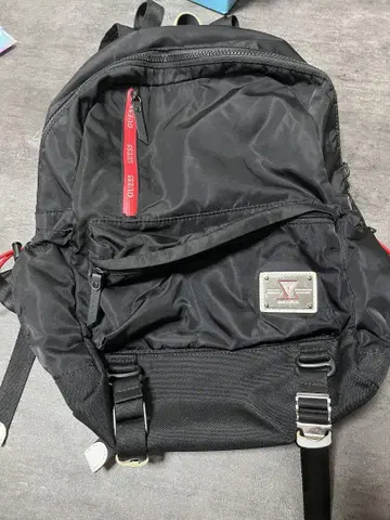 GUESS MAKAVELIC 블랙 백팩