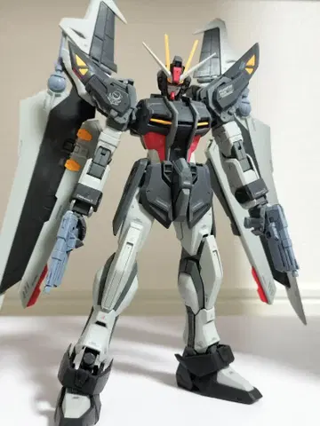 MG 스트라이크 느와르
