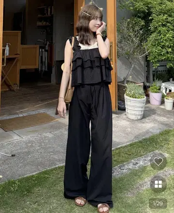 블랙 프릴 셋업