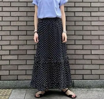 누키테파 도트 프릴 롱 스커트 블랙