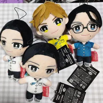 ROUND1 한정 FANTASTICS 판타스틱 봉제인형 마스코트