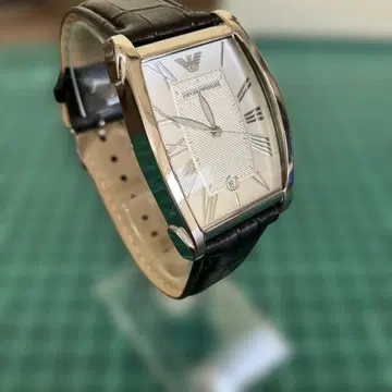 Emporio Armani 데이트 손목시계 스퀘어 비즈니스에도