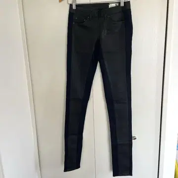 G-Star Raw 이소재 믹스 블랙 네이비 스키니 데님 25인치