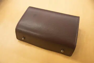 MODIKO 다크 브라운 카드 케이스