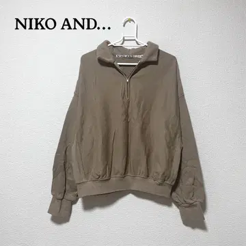 [새상품급] niko and - (3) 하프 지퍼 맨투맨