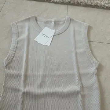 택 포함 새상품 두지엠 클라세 탱크탑