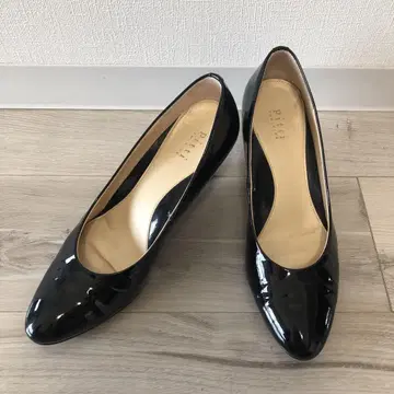 Pitti 피티 에나멜 블랙 스틸레토 하이힐