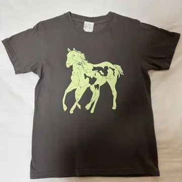 Labyrins Dont Cry Horse Tshirt Charcoal