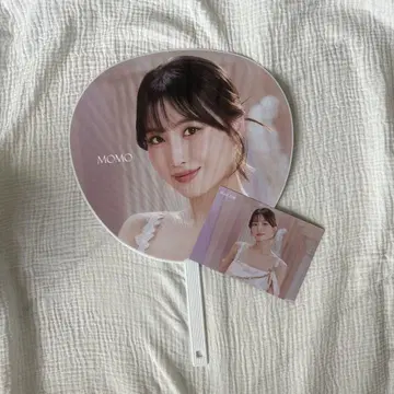 TWICE MOMO 부채 포토 카드 포함