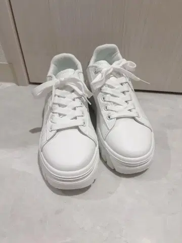 SHEIN 2025년 여름 신상 여성용 통굽 스니커즈 24cm