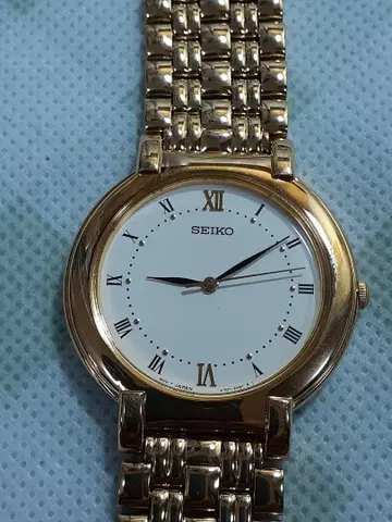 SEIKO 골드 아날로그 손목시계
