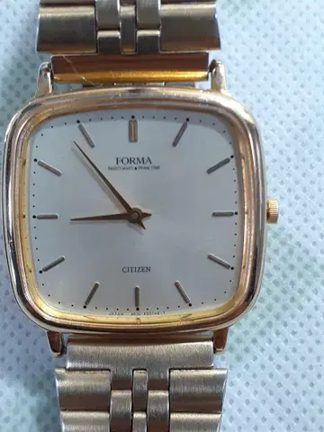CITIZEN FORMA 골드 손목시계