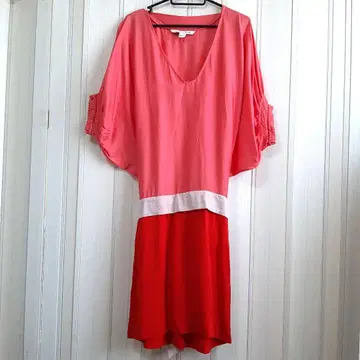 새상품급 DIANE VON FURSTENBERG 원피스 MA104