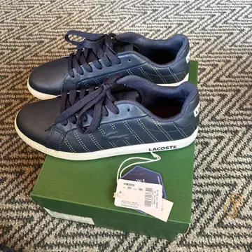 LACOSTE 네이비 스니커즈