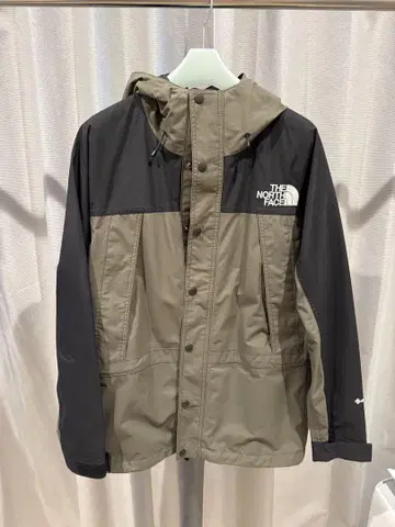 THE NORTH FACE 마운틴 자켓 카키/블랙