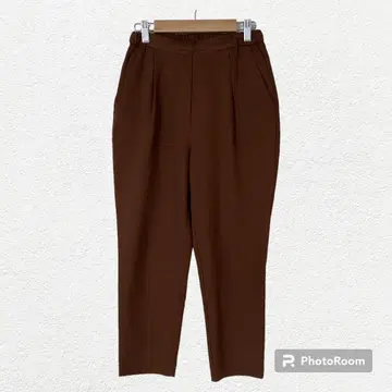 [ 이디트 ] 테이퍼드 팬츠 허리밴딩 포켓 부착 심플 브라운