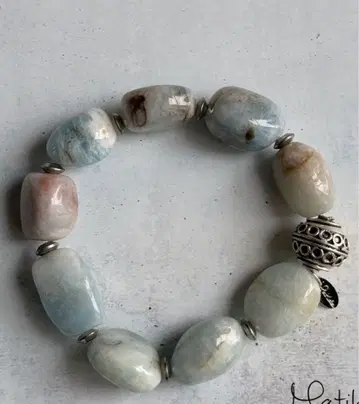matilda 작가 작품 tumble bracelet (아쿠아마린