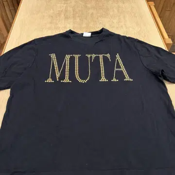 muta 티셔츠
