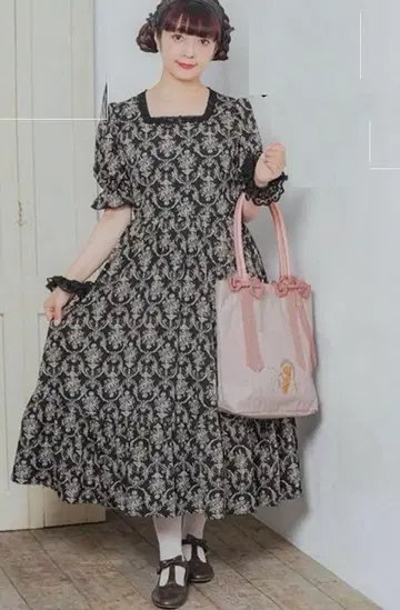 미사용 새상품 아오키 미사코 스퀘어 프릴 원피스 M 시마무라