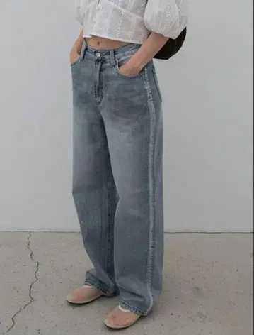 ohotoro Brushed Wide Jeans