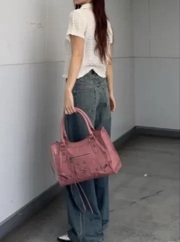 SLY STUDS BIG HAND BAG 핸드백