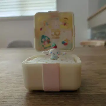 딸기신문 50주년 기념 유메큥 링 BOX 시나모롤