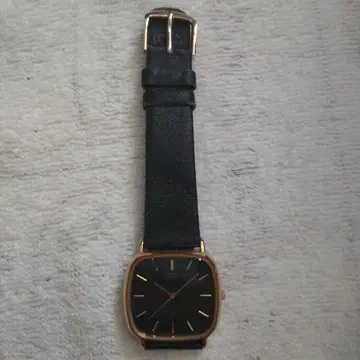 SEIKO 쿼츠 블랙 가죽 손목시계