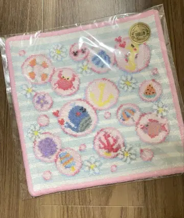 체스티 페일러 콜라보 손수건 타임세일